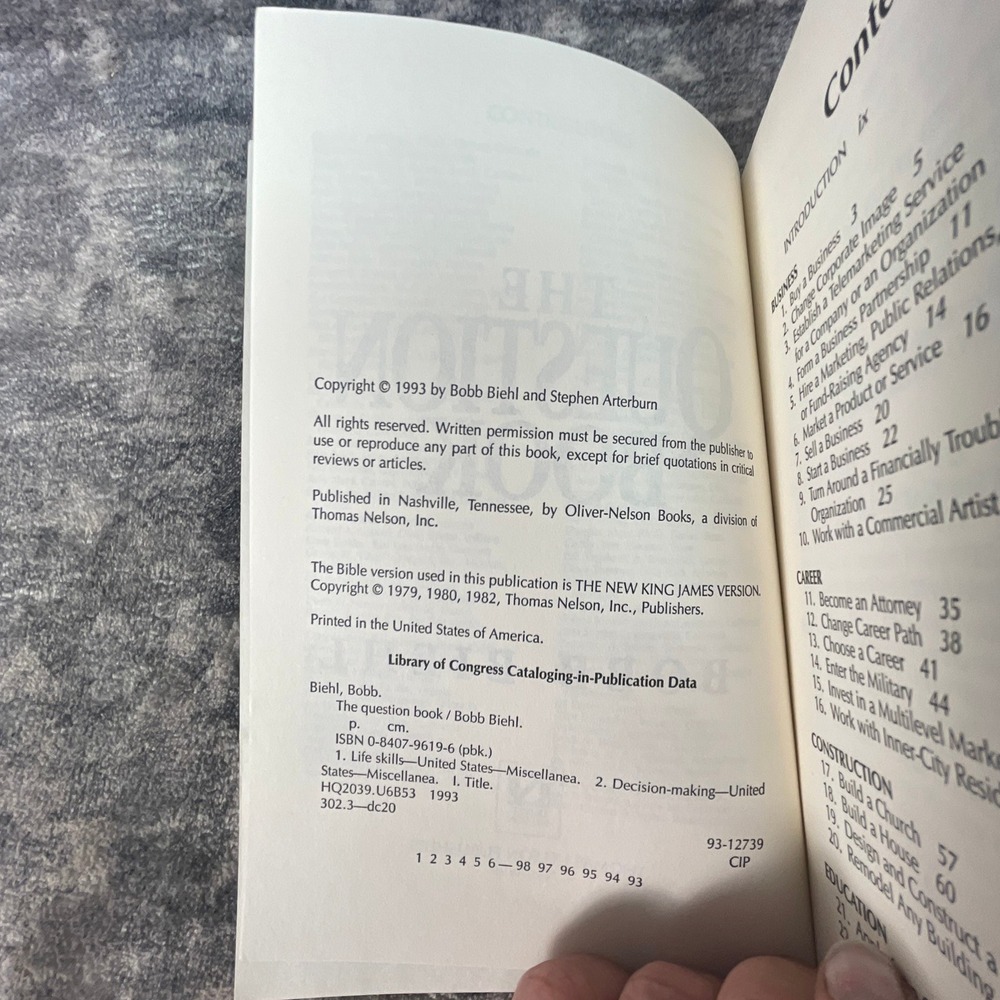 The Question Book Bobb Biehl 90 Experts Advice Decision Making Vintage Paperback - Picture 5 of 5